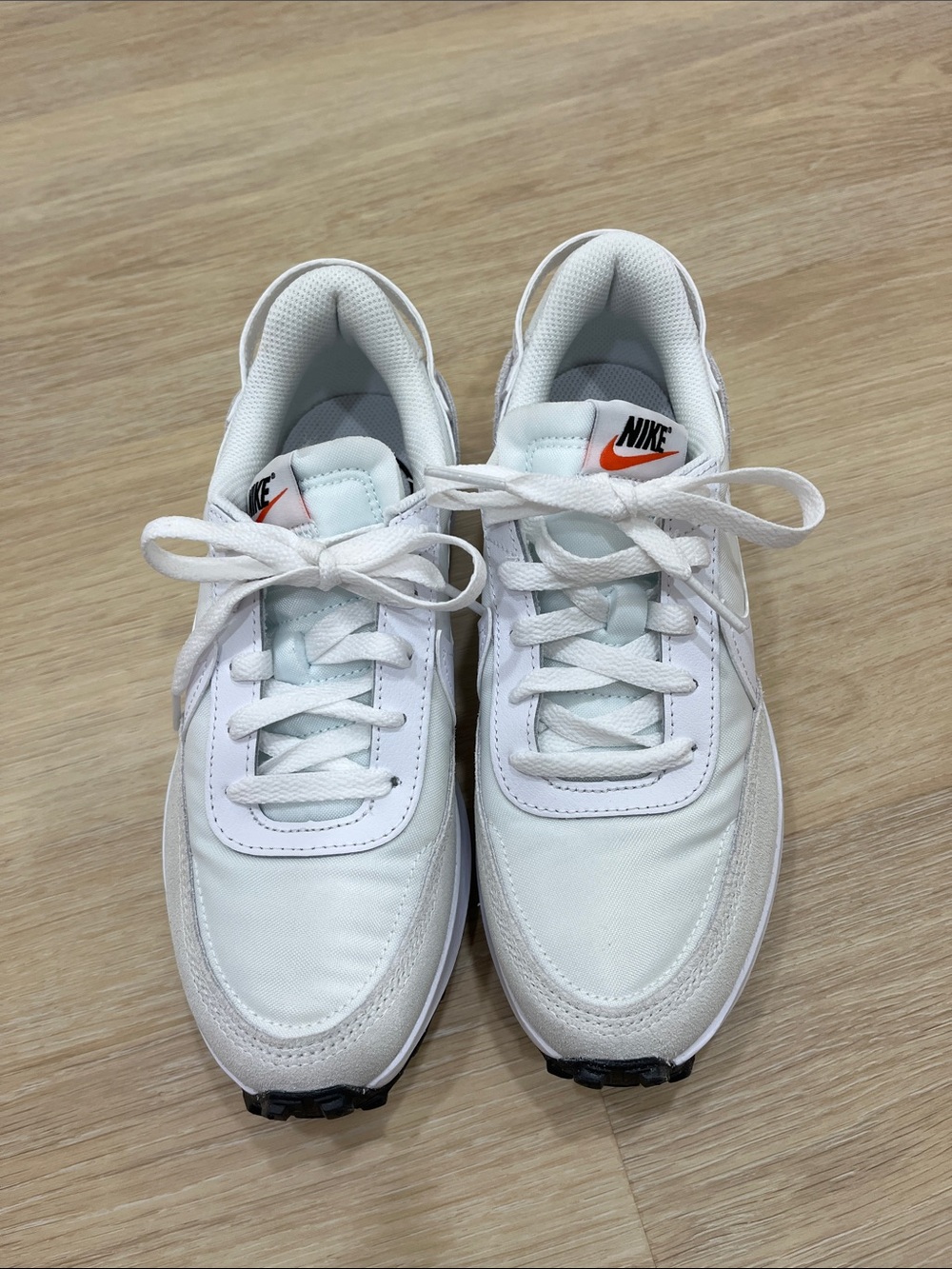 Nike Women’s Waffle Debut - Picture 3 of 7